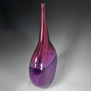 Encalmo Flattened Teardrop Vase in Cranberry and Amethyst